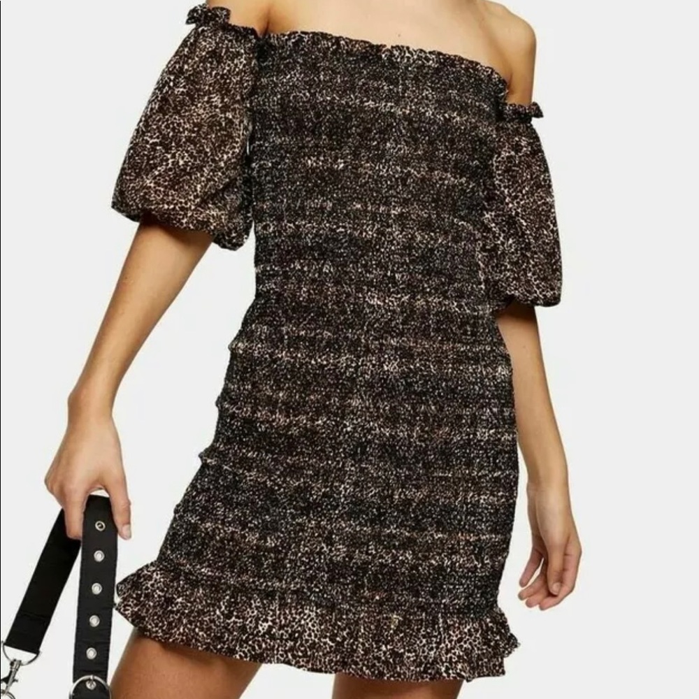 Topshop Leopard Print Off Shoulder Puff Sleeve Smocked Mini Dress Size 12 US